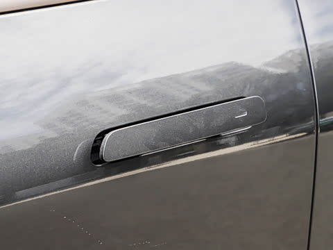 2025�� Ultra ���ܻ��°�