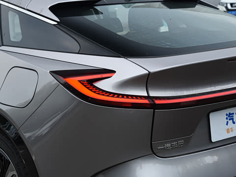 2025�� 630 PRO���а�