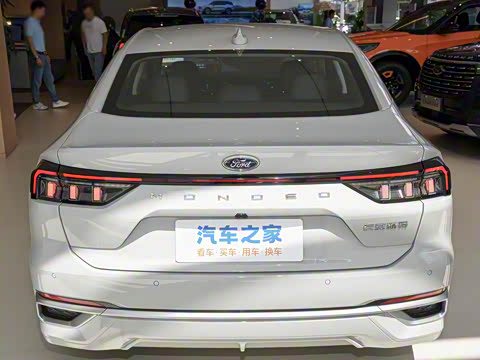 2023�� EcoBoost 180 ������