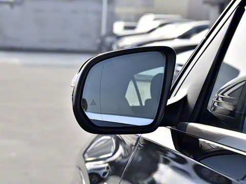 2022�� GLE 350 e 4MATIC