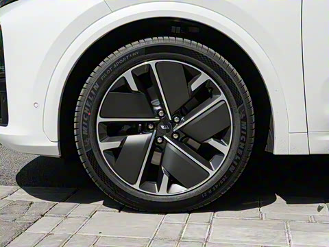 2025�� Max ���ܻ��°�