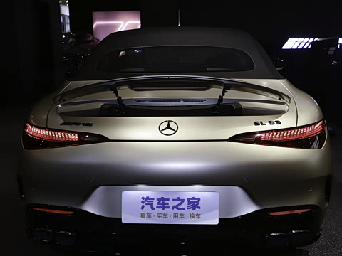 2026�� AMG SL 63 Golden Coast