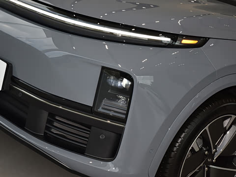 2025�� Pro ���ܻ��°�