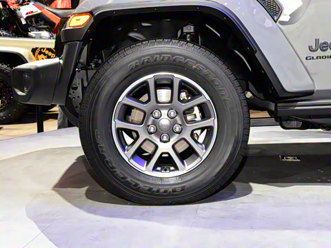 2022�� 3.6L ���а�