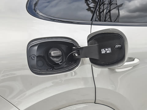 2025�� Cayenne 3.0T ���ΰ�