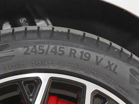 2025�� ���� 650ProѲ����