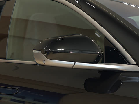 2025�� 75kWh Touring