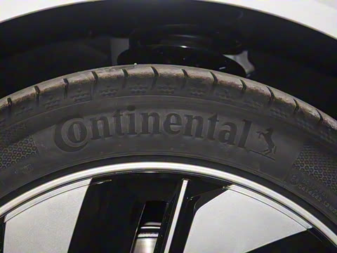 2025�� 636Ultra�Ǽݰ� 6��