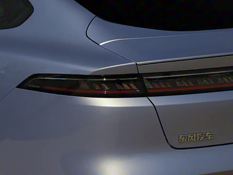 2025�� ���� 550ProѲ����