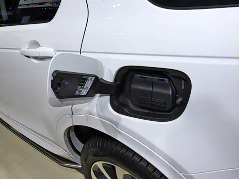 2022�� P300e ���ܿƼ���