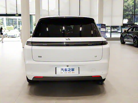 2025�� Ultra ���ܻ��°�