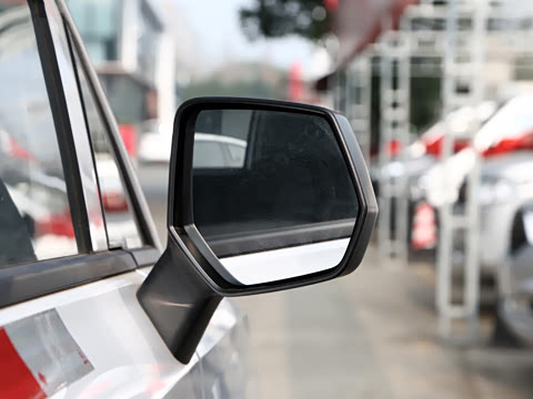 2021�� 1.5T �ֶ������ͷⴰ��