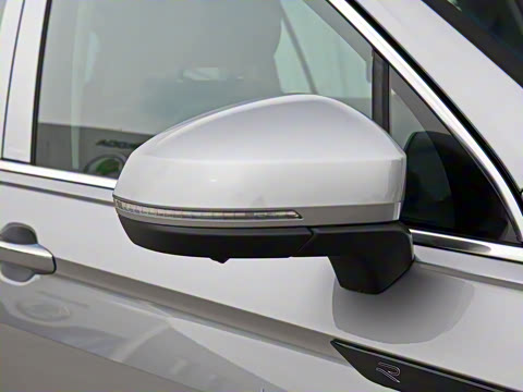 2022�� 330TSI �Զ�����R-Line�콢��