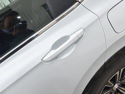 2022�� e:PHEV ������