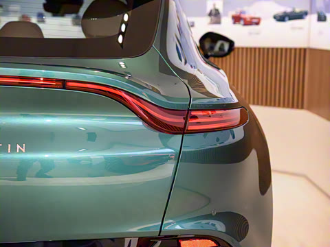 2022�� 3.0T STRAIGHT-SIX