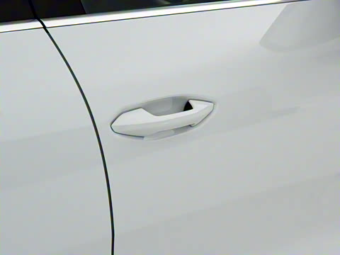 2022�� 40 e-tron ��ҫ�� ������װ