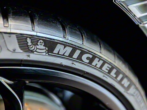 2022�� Spyder 2.0T