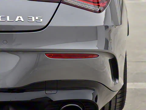 2021�� AMG CLA 35 4MATIC