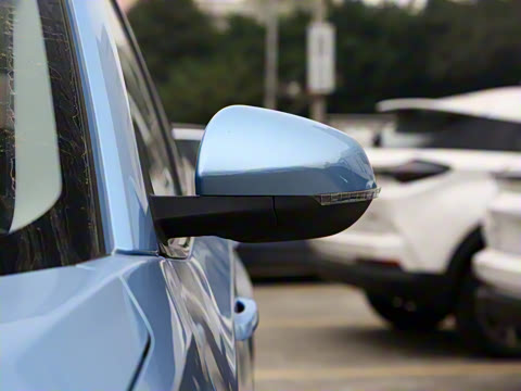 2020�� 520 U��