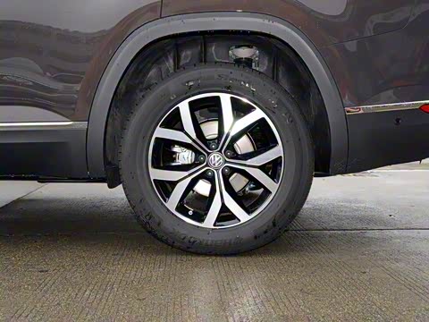 2020�� 330TSI ���������� ��VI