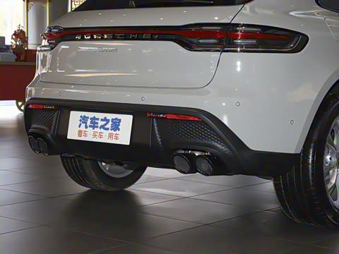 2022�� Macan 2.0T