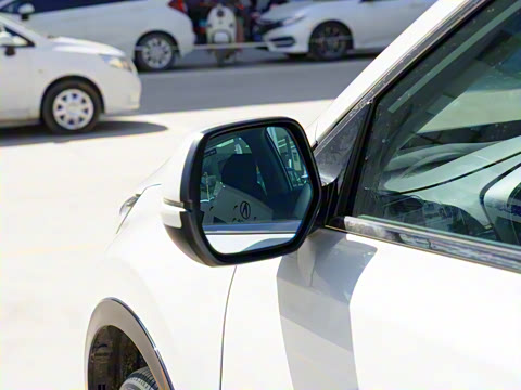 2021�� �񡤻춯e+ 2.0L ��ǰ�