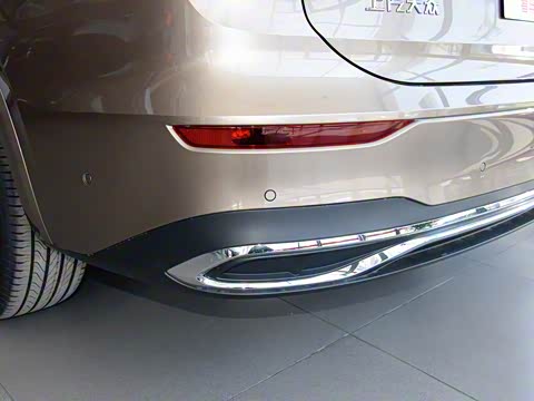 2020�� 380TSI ����