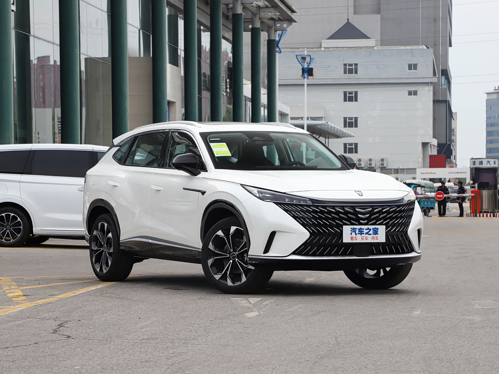Roewe RX5 I Рестайлинг, Внедорожник 5 дв. Plus: фото поколения