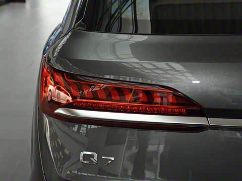 2020�� 45 TFSI quattro S line�˶�������