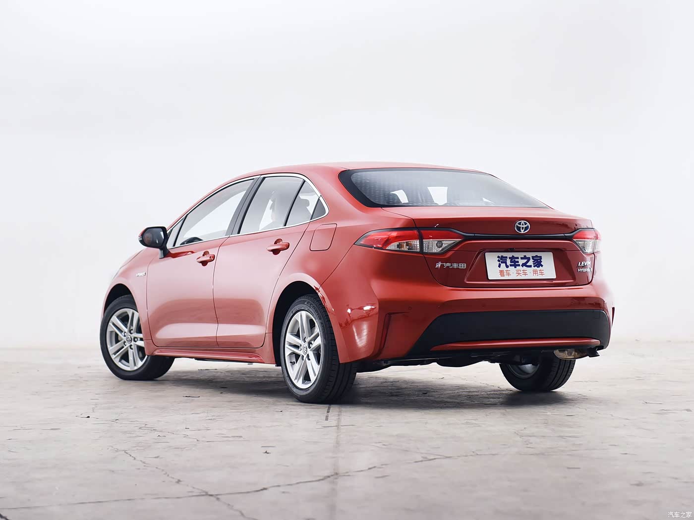 雷凌2019款 双擎 1.