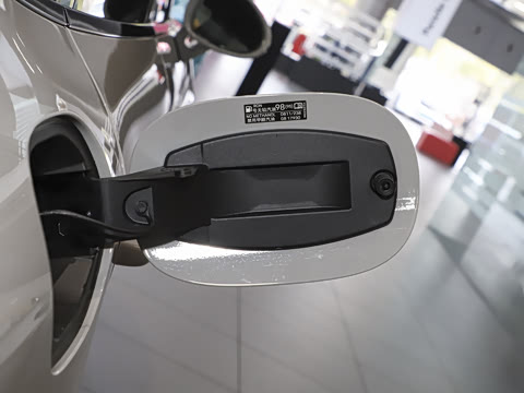 2022�� Macan 2.0T