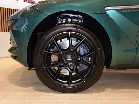 2022�� 3.0T STRAIGHT-SIX