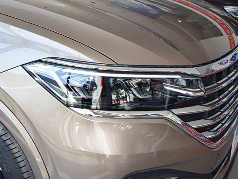 2020�� 380TSI ����