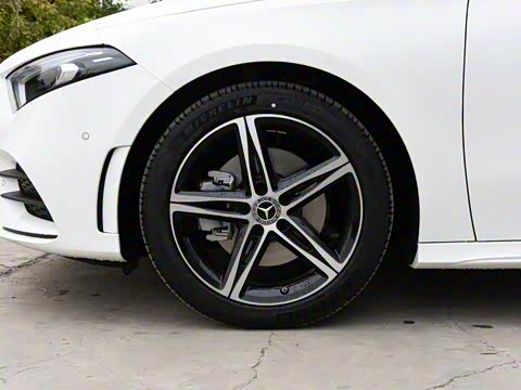 2020�� A 220 L 4MATIC �˶��γ�