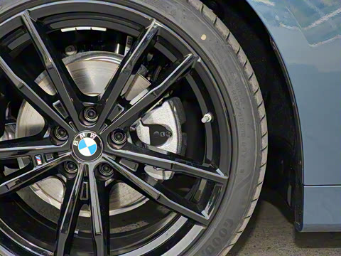 2021�� 425i M�˶���ҹ��