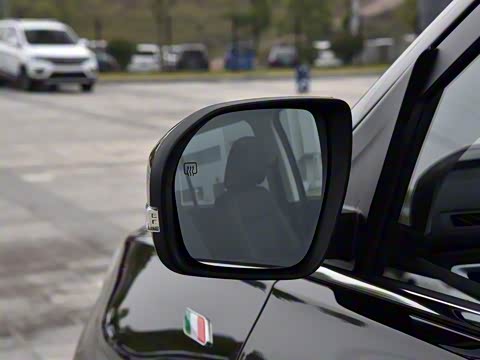 2018�� 1.8L �ֶ������� 7��