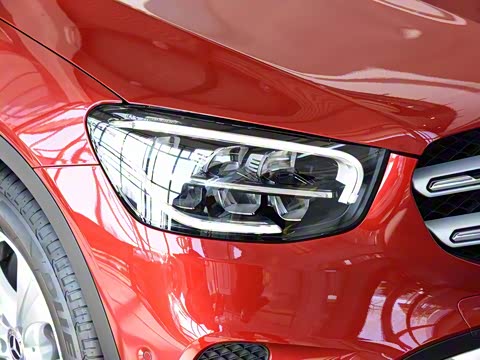 2020�� GLC 260 L 4MATIC ������