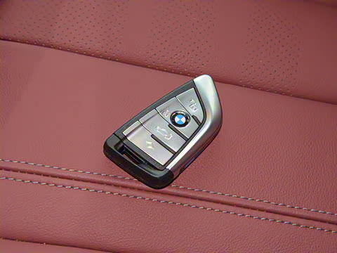 2022�� �Ŀ� xDrive30i M�˶���װ