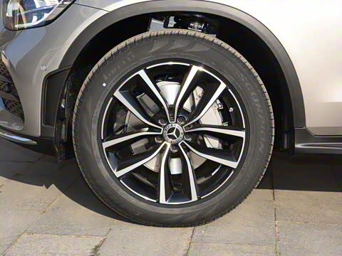 2022�� �Ŀ� GLC 300 L 4MATIC ������