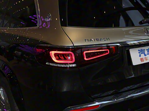 2022�� GLS 600 4MATIC ���а�