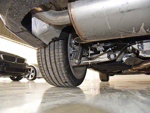 2019�� xDrive28i M�˶���װ