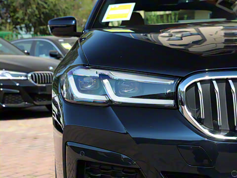 2022�� �Ŀ�� 530i M�˶���װ