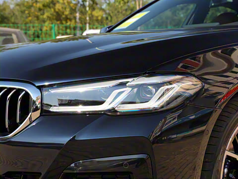 2022�� �Ŀ�� 530i M�˶���װ