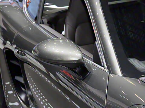 2020�� Cayman 2.0T