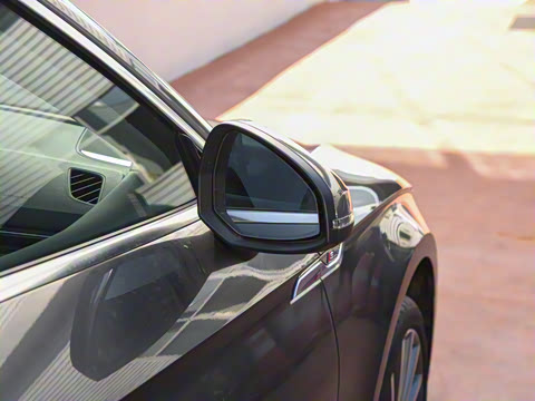 2023�� Sportback 40 TFSI quattro ����������