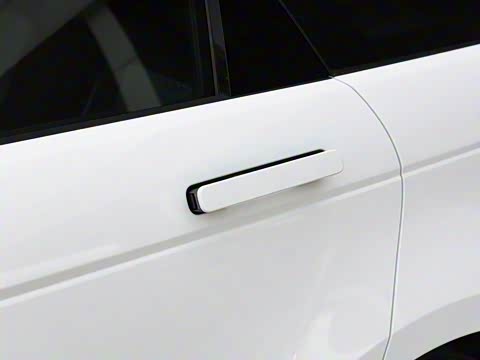 2020�� 249PS R-DYNAMIC SE �˶��Ƽ���