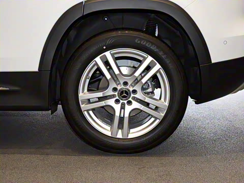 2021�� GLB 200 ������