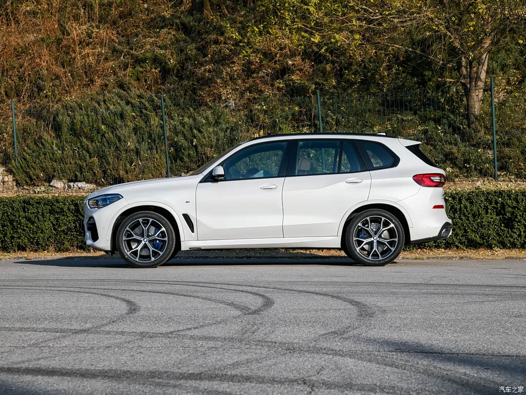 宝马x5 2019款 xdrive40i 尊享型 m运动套装 4585815图片_宝马_汽车