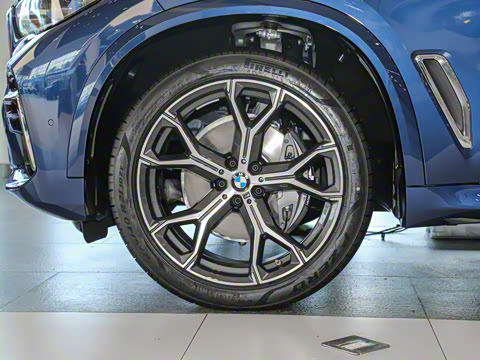 2022�� xDrive 40Li M�˶���װ