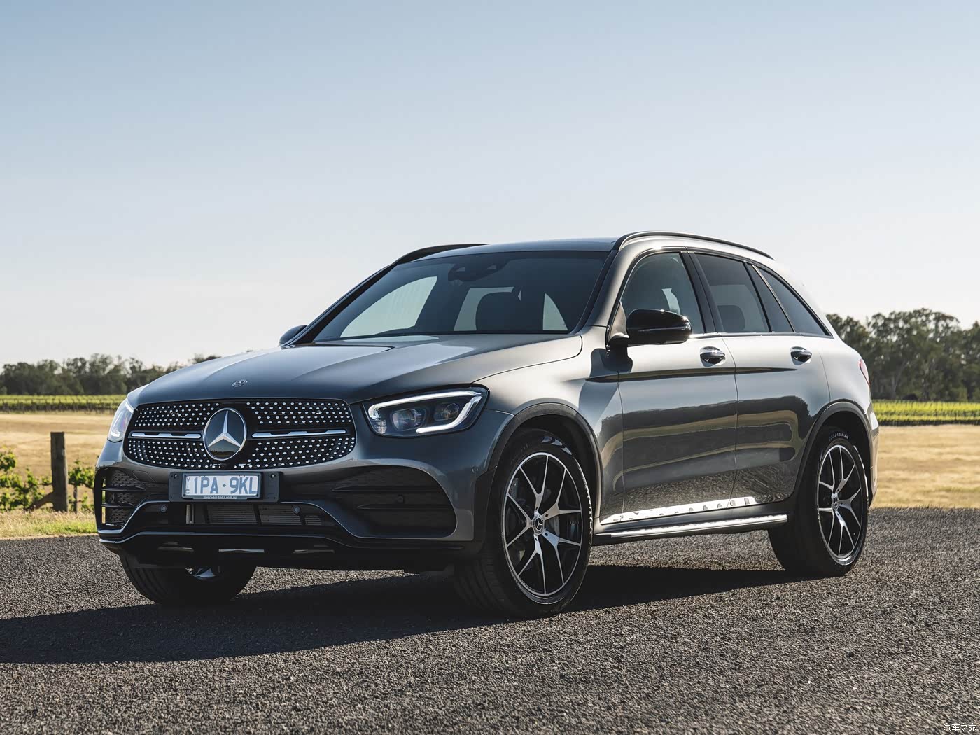 奔驰glc(进口) 2019款 glc 300 4matic amg line 澳大利亚版 5781019